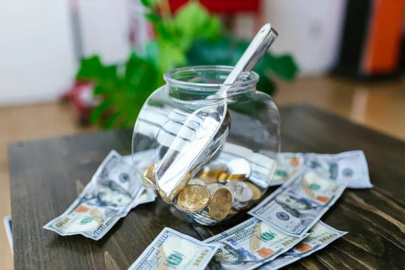 America's Wallet-Free Utopia Has Been Arriving Tomorrow Since Nixon Was President