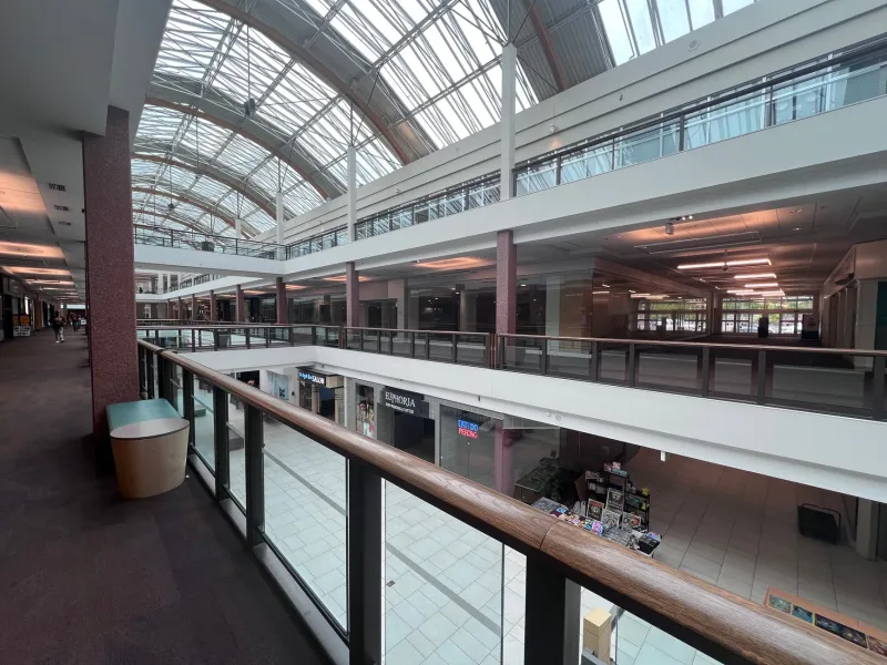 Cathedrals of Commerce: How America's Mall Prophets Built Monuments to Their Own Overconfidence